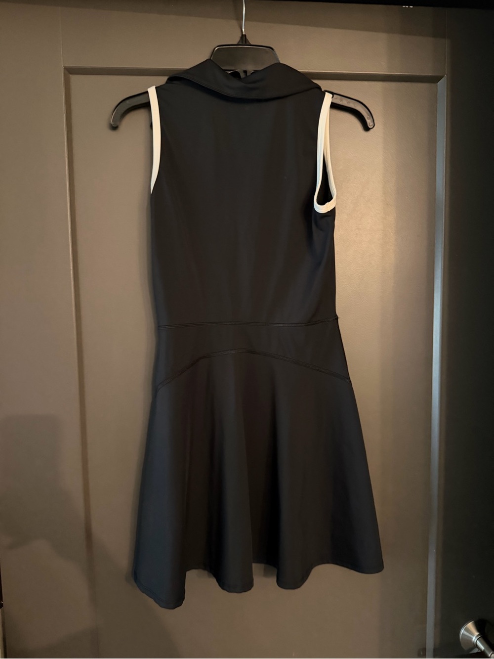NWOT Sincerely Jules Active Sleeveless Black Polo Dress with White Trim Small - Picture 5 of 5